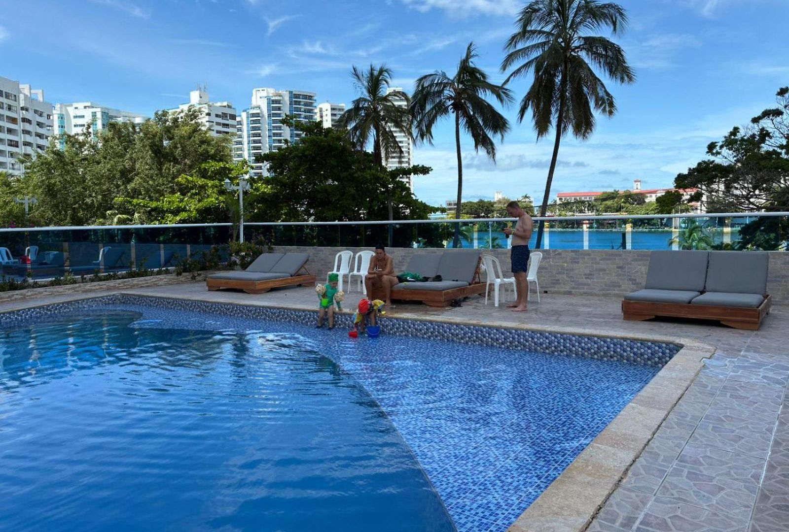 Hermoso Con Vista Al Mar Apartamento *